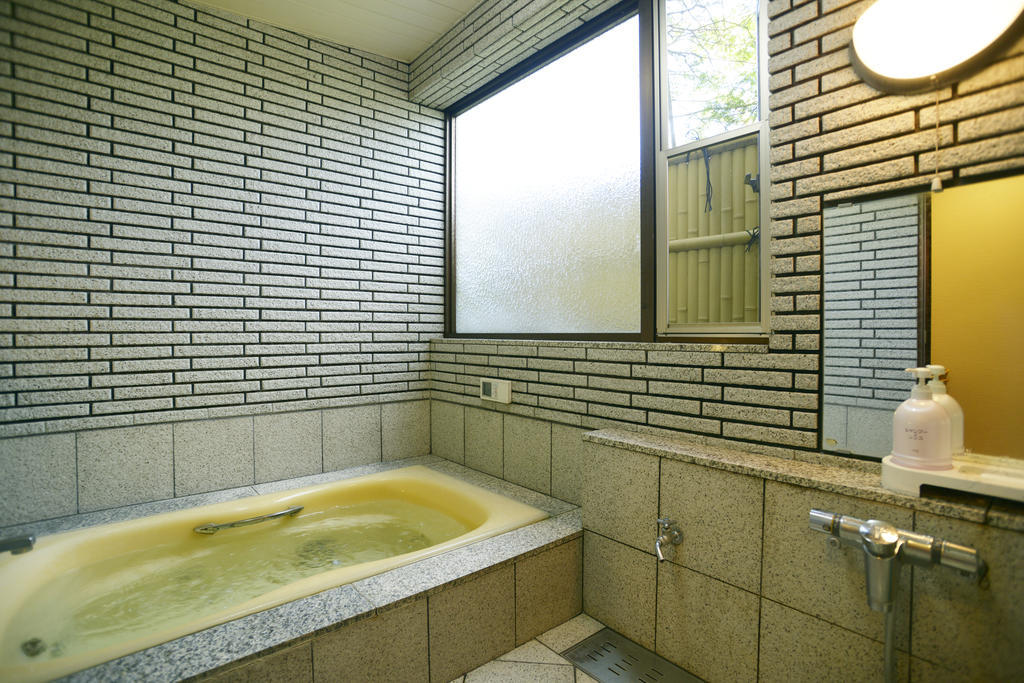 Kikuya Hotel Yamanakako Bagian luar foto